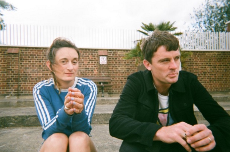 manuela-nick-mccarthy-franz-ferdinand-debut-song