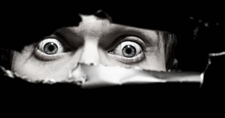 635498386949703493-scared-eyes-1