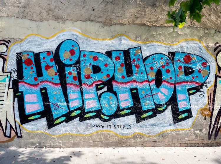 hip-hop-graffiti-on-wall-eybpfk