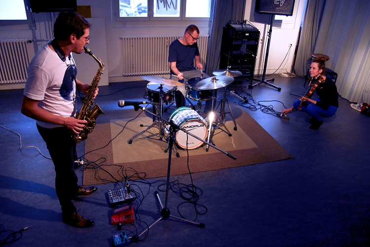 krnk-in-actionc