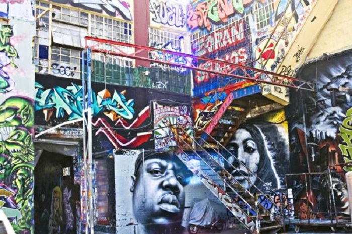 graffiti-bridge
