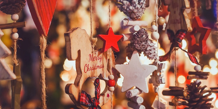 ch-180919-best-christmas-decorations-1-credit-istock-anyaberkut