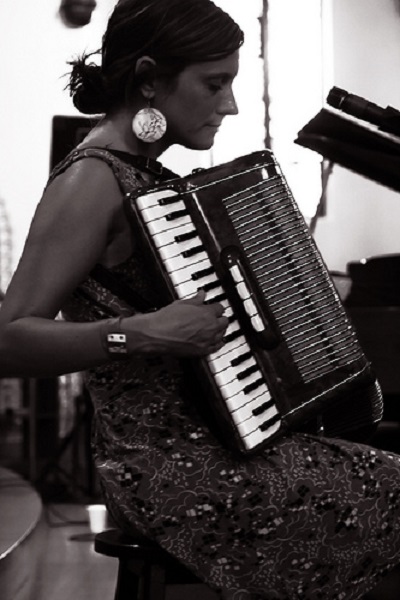 kal-cahoone-at-the-ums-2011